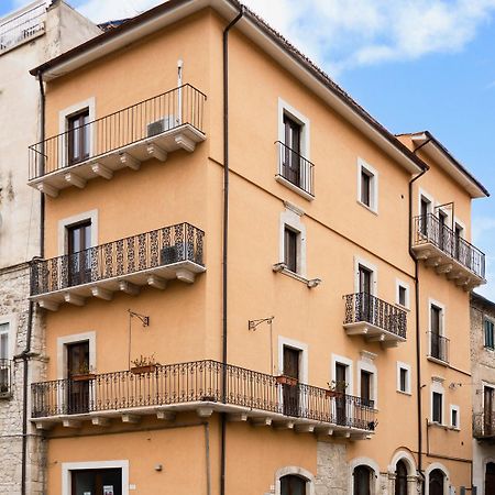 B&B La Casa Di Tocco Tocco da Casauria Bagian luar foto